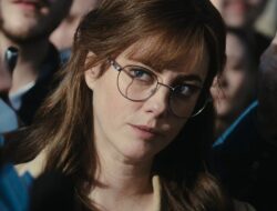 Penjaga Rahasia: Peran Penting Laura Harrison dalam Cerita