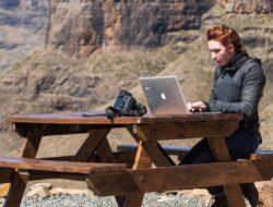 Pekerja Jarak Jauh Beralih dari Jam Perjalanan ke Pekerjaan Sampingan