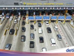 Jelang Libur Nataru, Gerbang Tol Cikampek Utama Arah Jakarta Ditambah