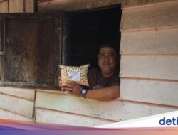 Internet Bantu Kerupuk Si Bolang ‘Berpetualang’ ke Luar Kota
