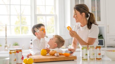 Makan Malam Pukul 4:30 Saja: Kunci Kualitas Keluarga dan Tidur Nyenyak