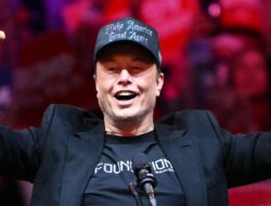 Kesepakatan Potensial SpaceX Akan Meningkatkan Nilai Perusahaan Elon Musk Menjadi $350 Miliar