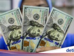 Dolar AS Makin Perkasa, Nyaris Tembus Rp 16.000