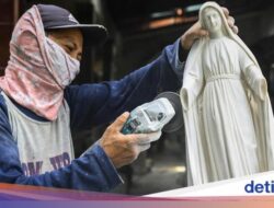 Perajin Patung Rohani Kebanjiran Order Jelang Natal