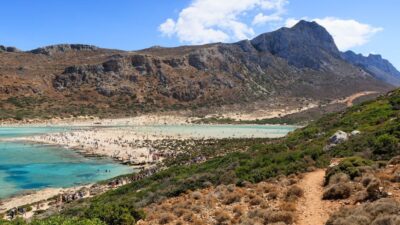 Perjalanan Hidup di 7 Negara Berbeda: 11 Hal Menarik dari Hidup di Seluruh Dunia