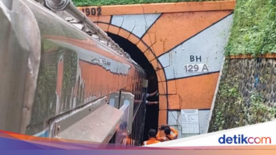 Viral Kereta Api Nyaris Tak Muat Masuk Terowongan, KAI Buka Suara